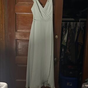 Elegant Mint Green Maxi Dress